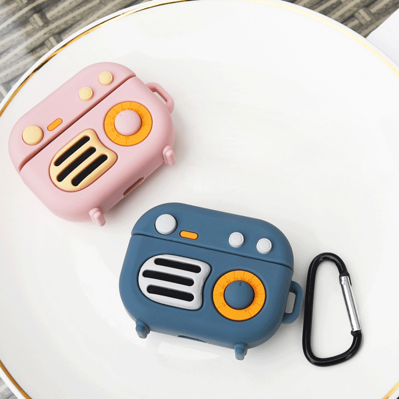 Retro Radio Design Bluetooth Earphone AirPods Silicone Case with Carabiner