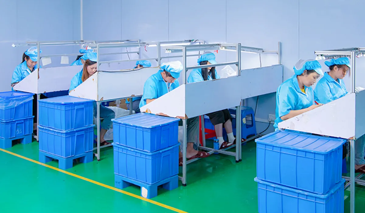 Quality Control Department: Trimming, Inspecting & Packing Silicone Products